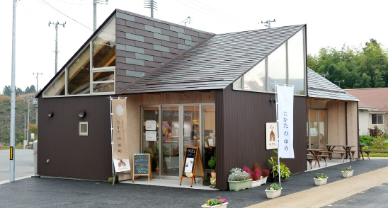 陸前高田のコミュニティカフェ「りくカフェ」の本設に支援金を送りました！